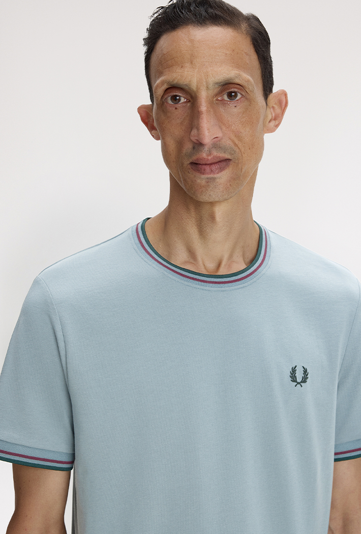 Fred Perry Unisex Twin Tipped T-Shirt - Xl