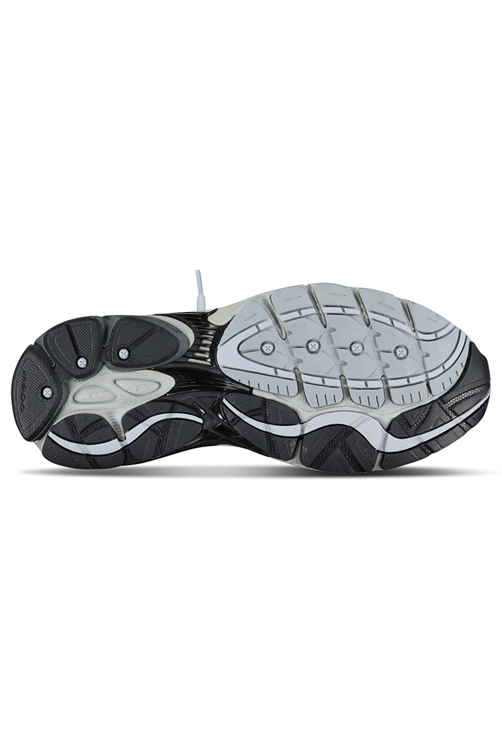 Saucony ProGrid Omni 9 OG Trainers