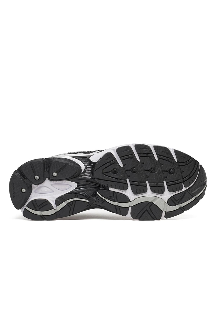 Saucony ProGrid Omni 9 OG Trainers