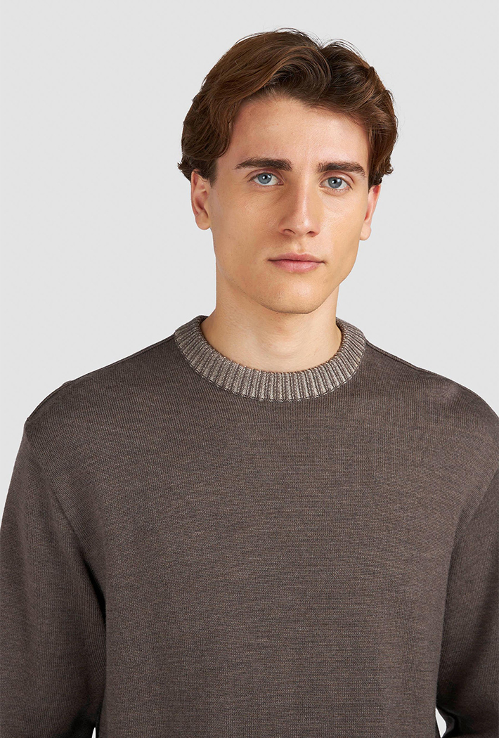 Paul & Shark Soft Cool Touch Wool Crew Neck Sweater with Moon Badge